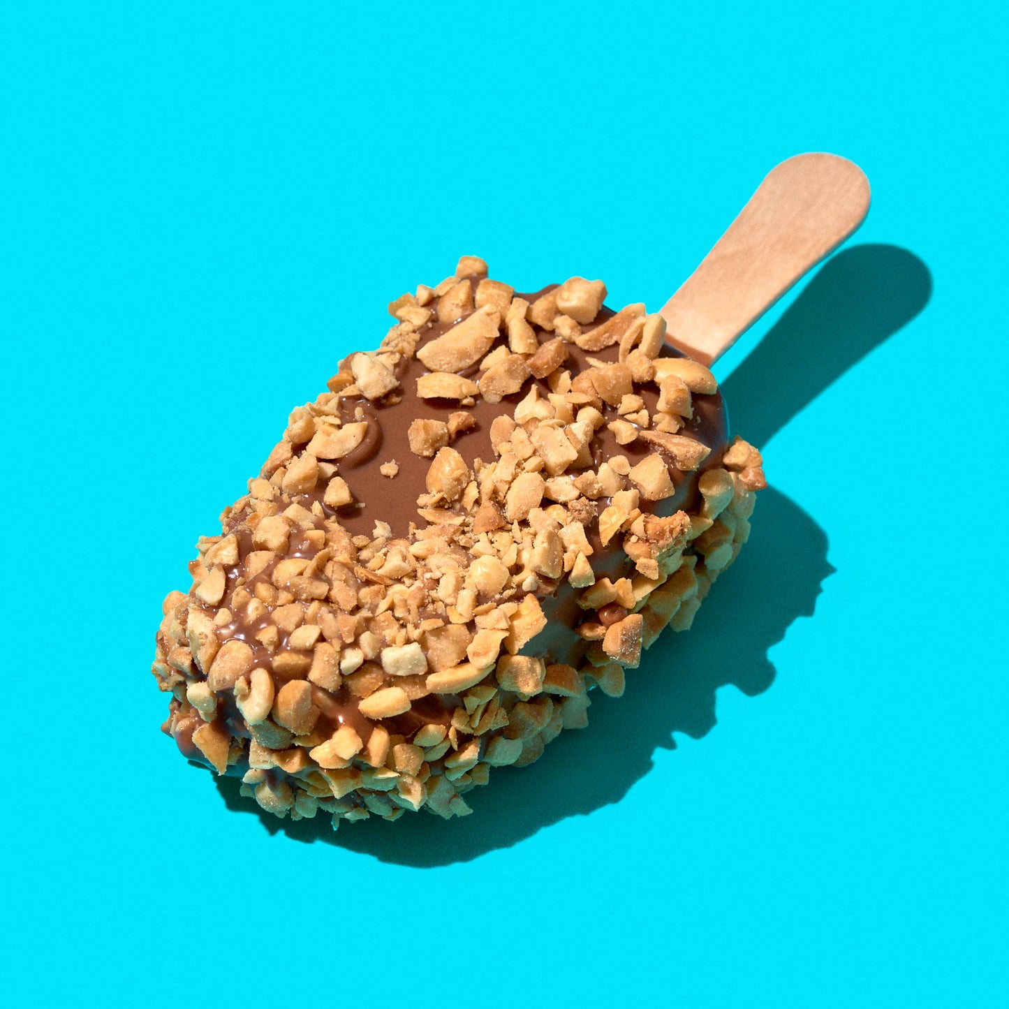 Milk chocolate x Peanuts
